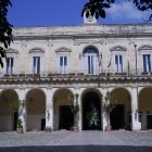 Curtea interioară a catedralei