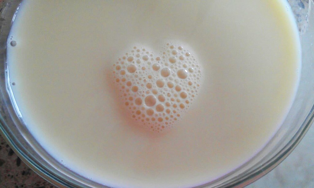 Inimă în lapte