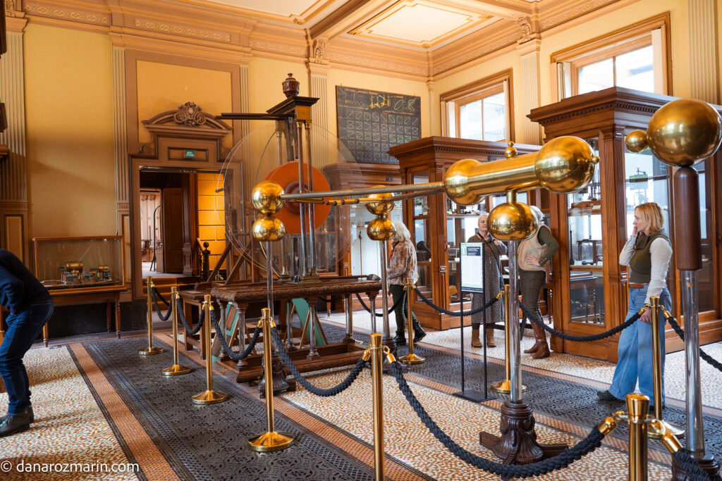 Muzeul Teylers Haarlem Sala Ovala Instrumente