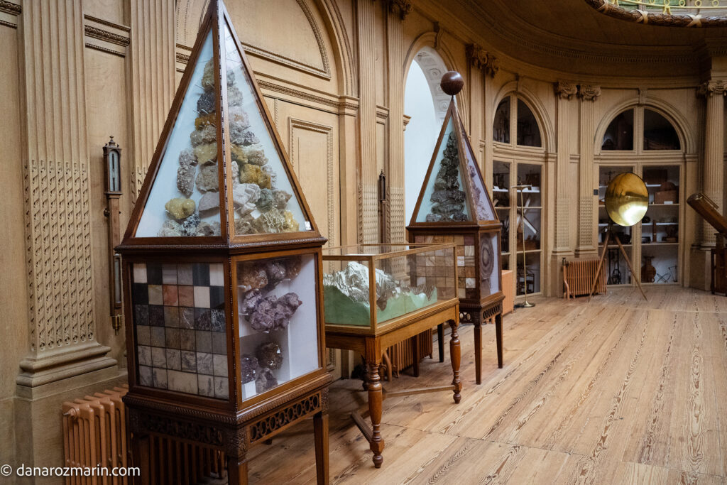 Muzeul Teylers Haarlem Sala Ovala minerale
